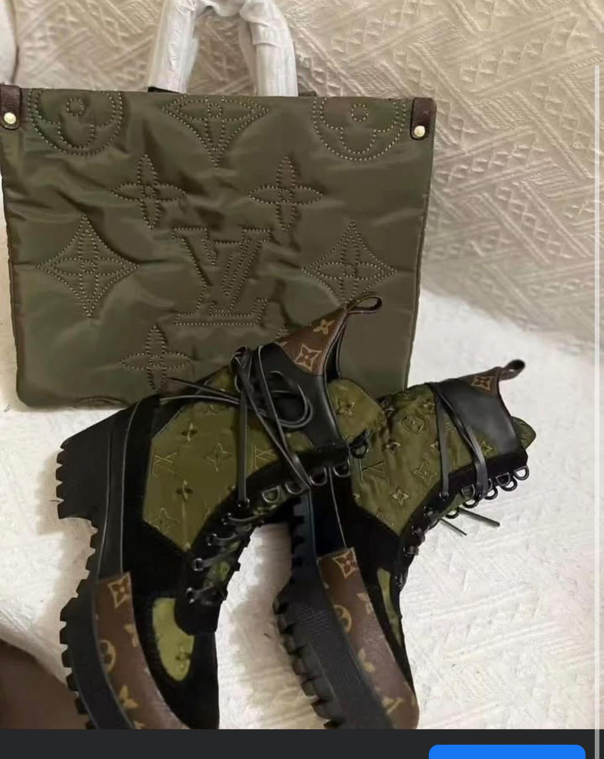 L-Women's Boots & Purse
