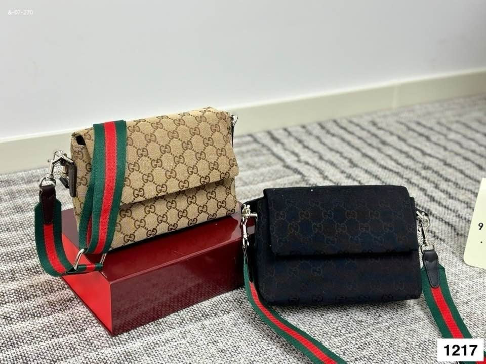 L-Crossbody