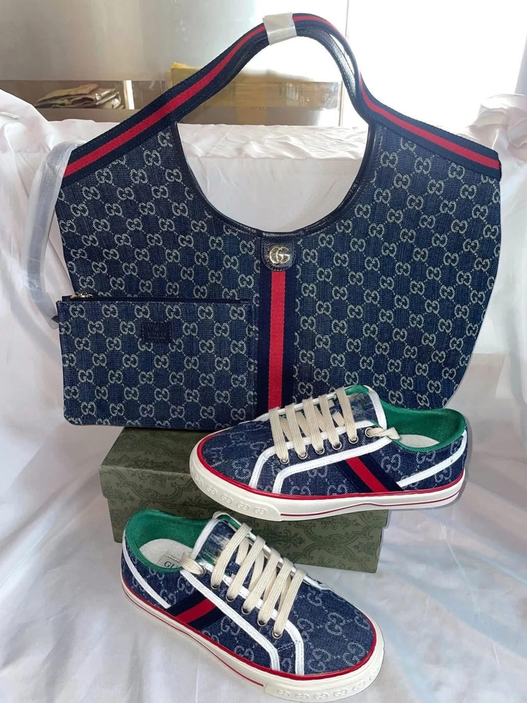 G- Tennis Shoe Set