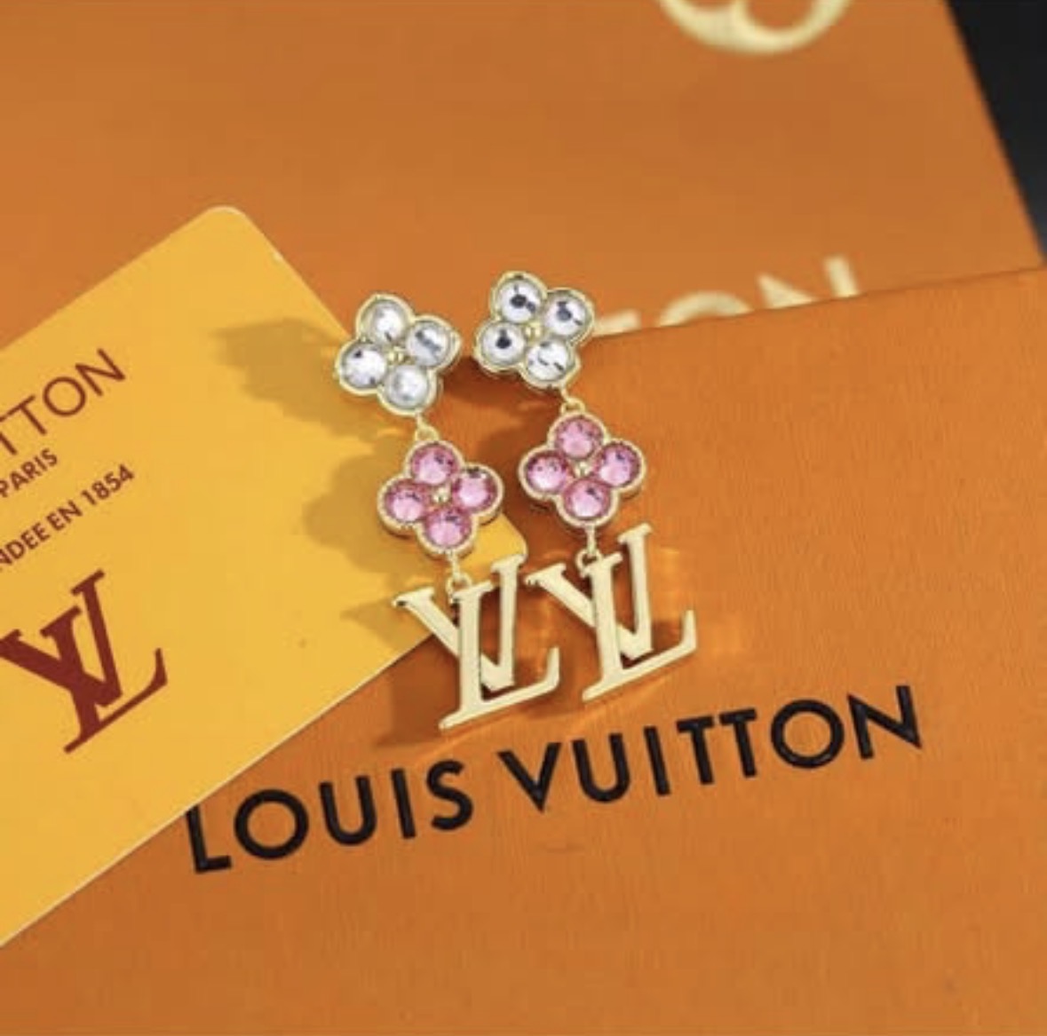 L- EARRINGS