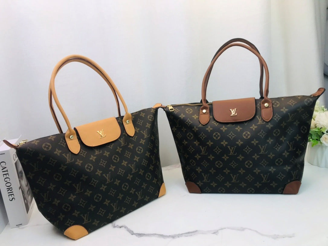 L- Classic Tote Purse