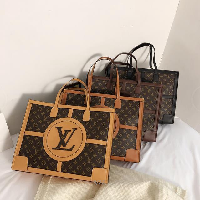 L- Tote Brown (5F32Z)