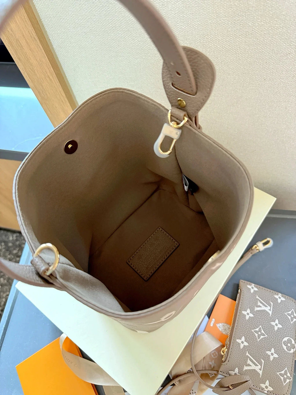 L-Newest Bag(QC311)