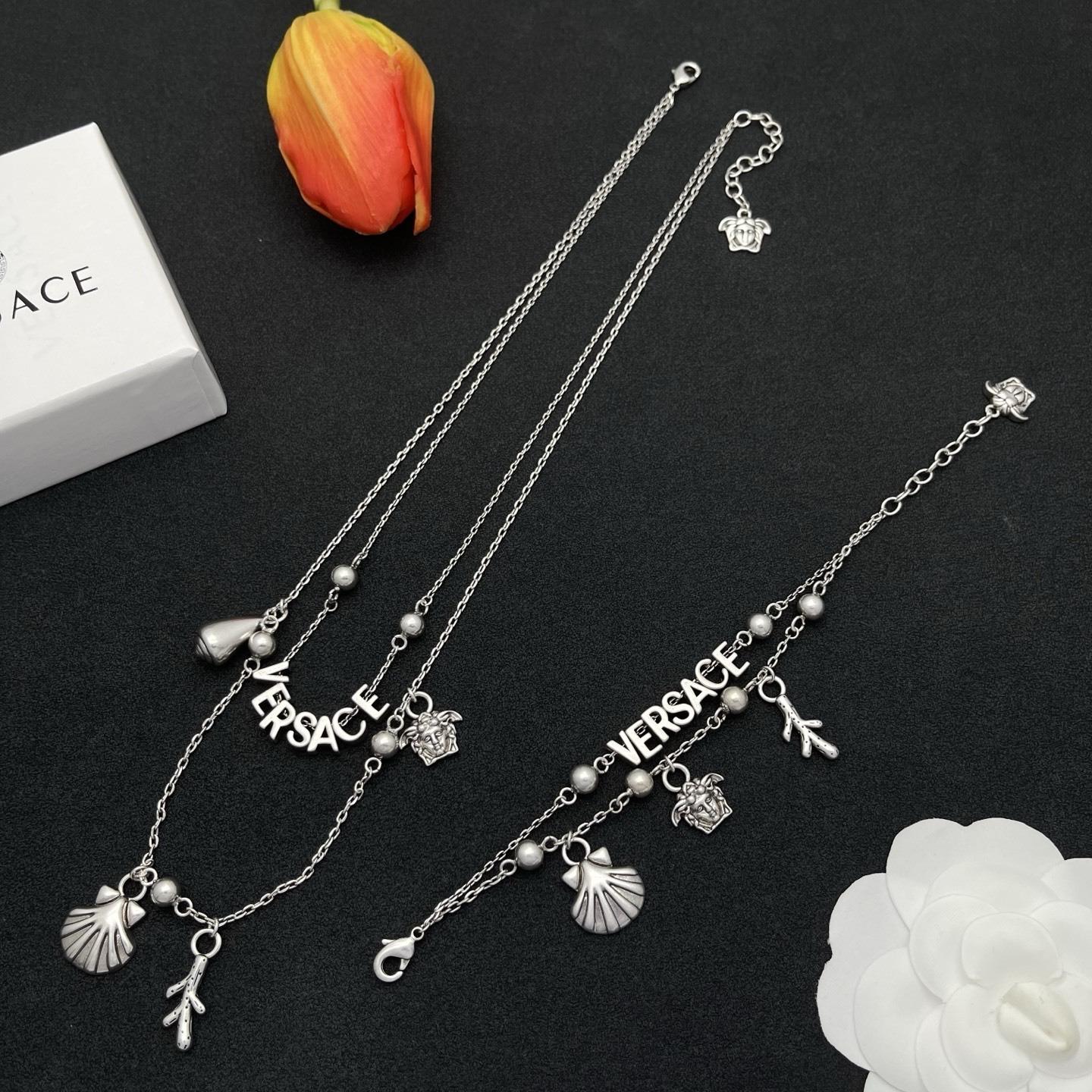 V- Necklace 2pc Set