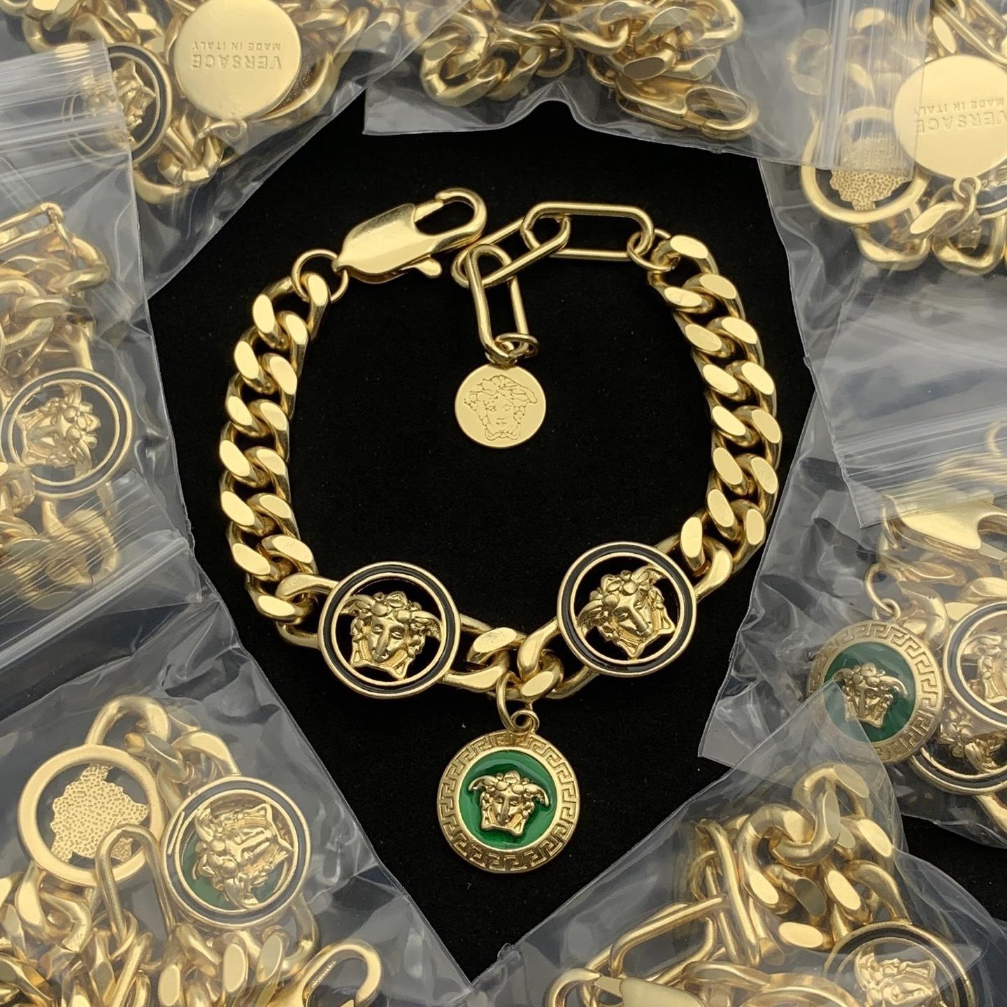 V- Bracelet