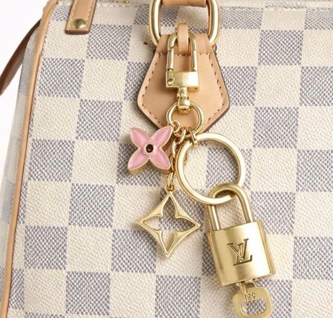 L-Keychain