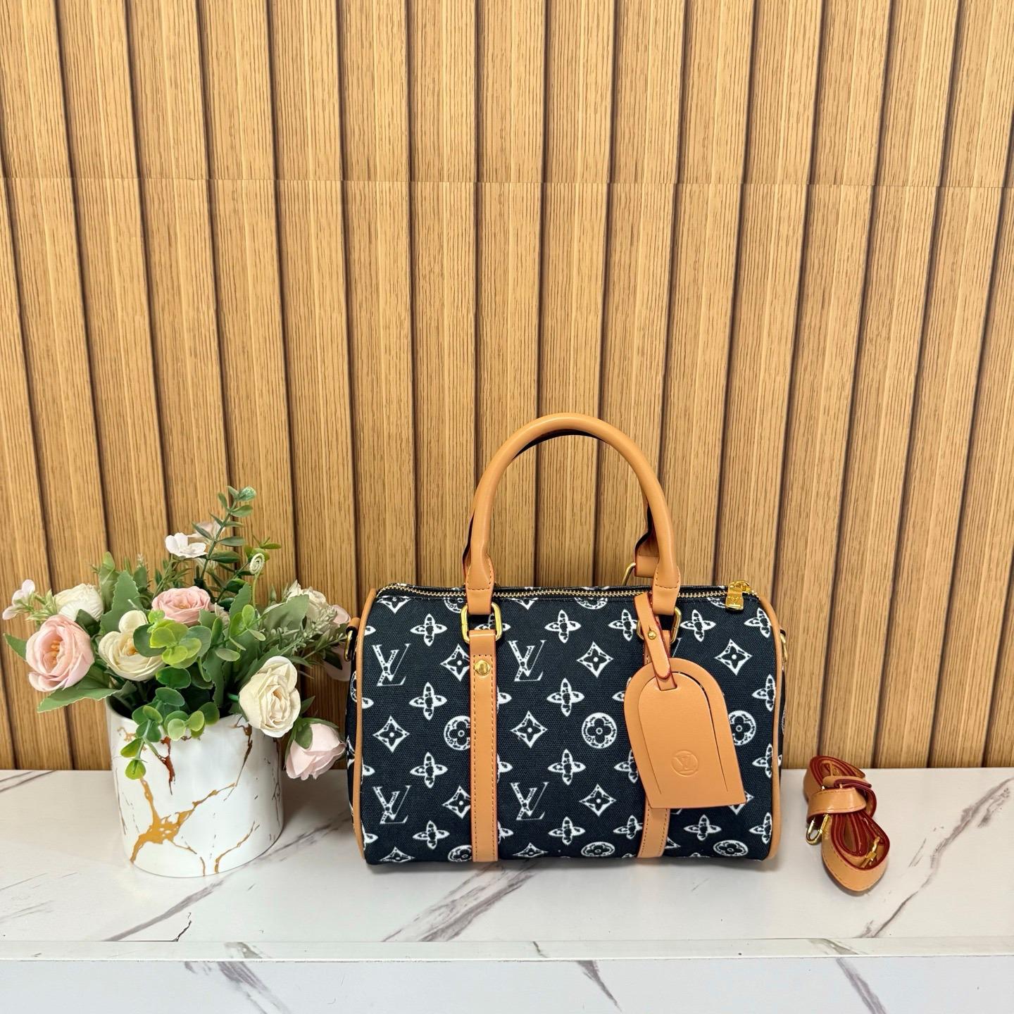 L-Handbag