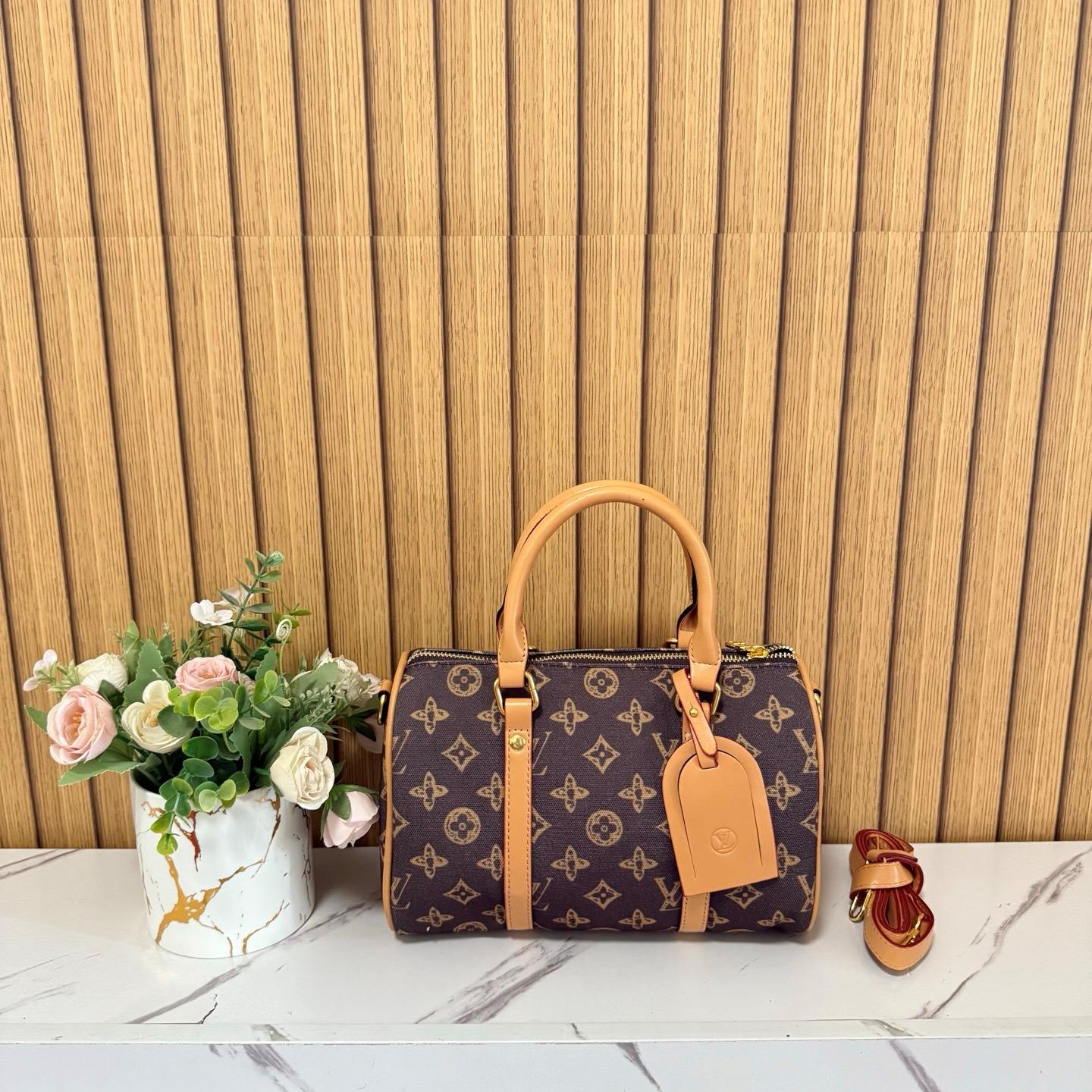 L-Handbag