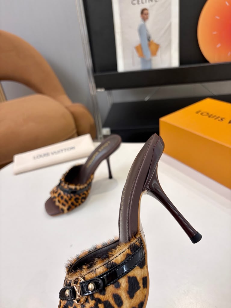 L-Heels