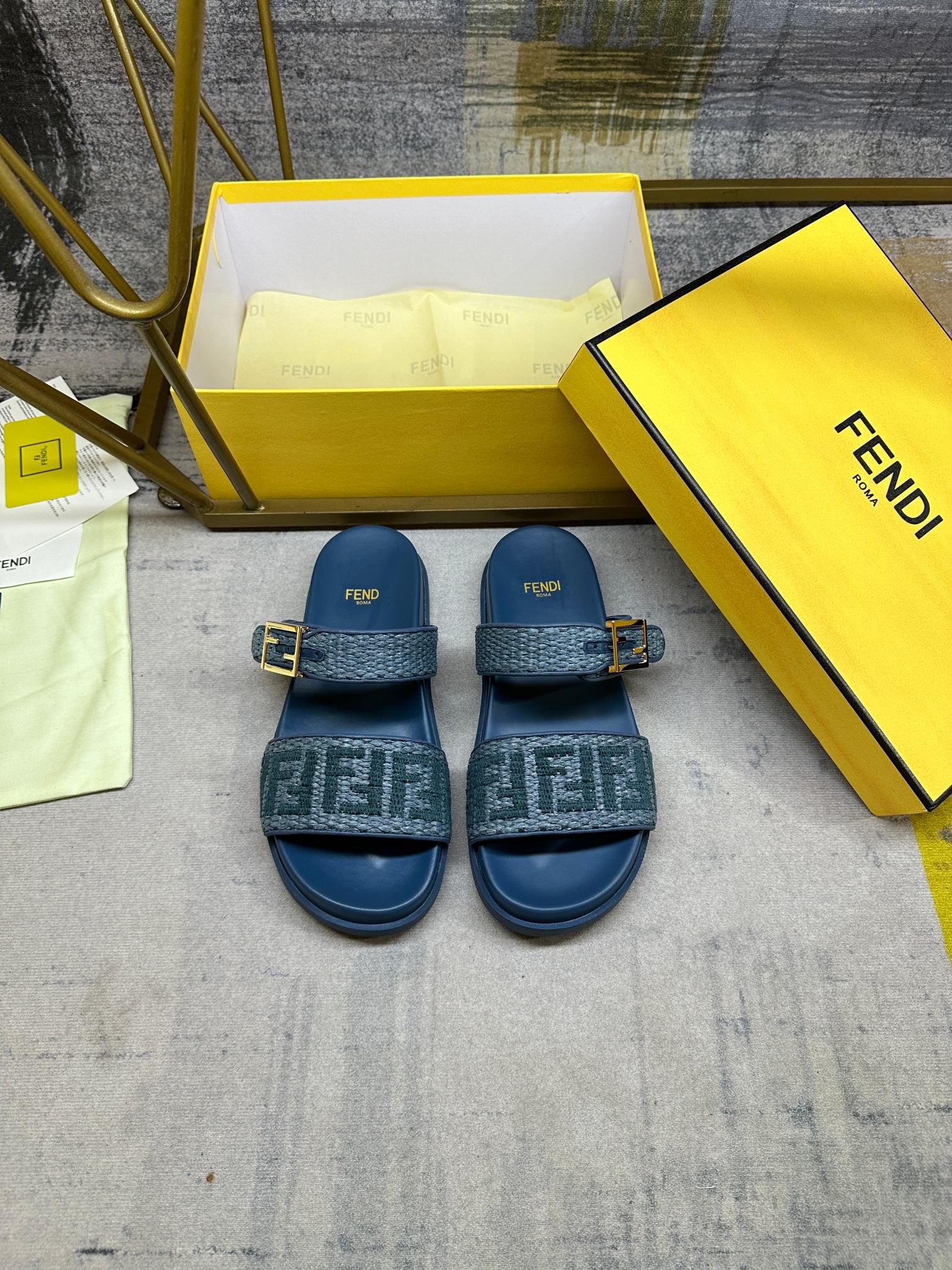 F-Slides