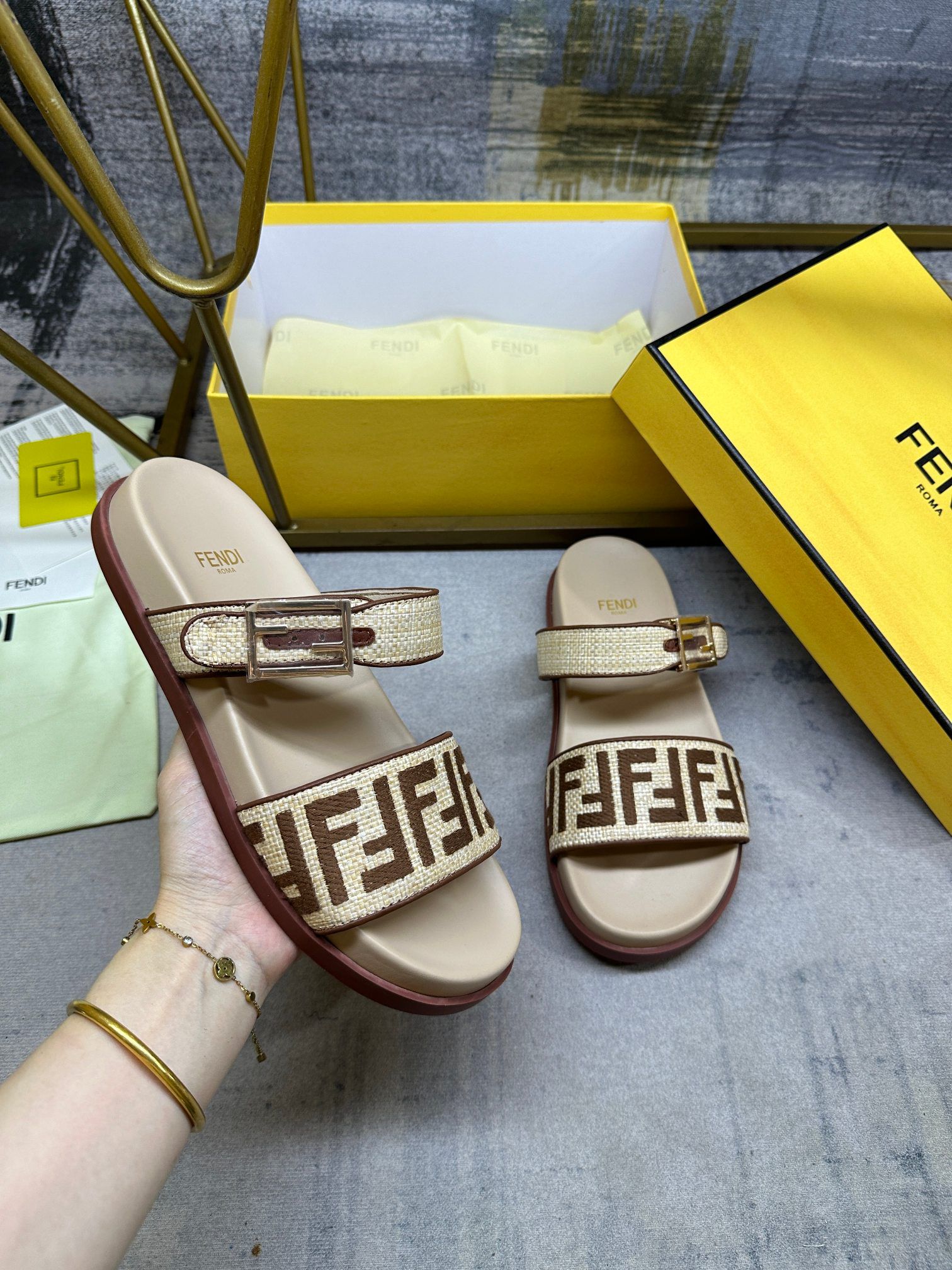 F-Slides