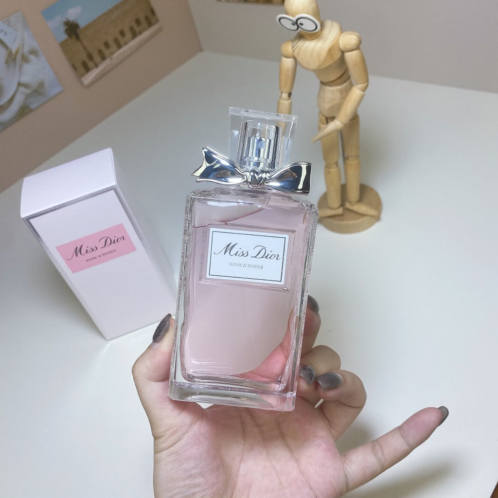 M- Perfume
