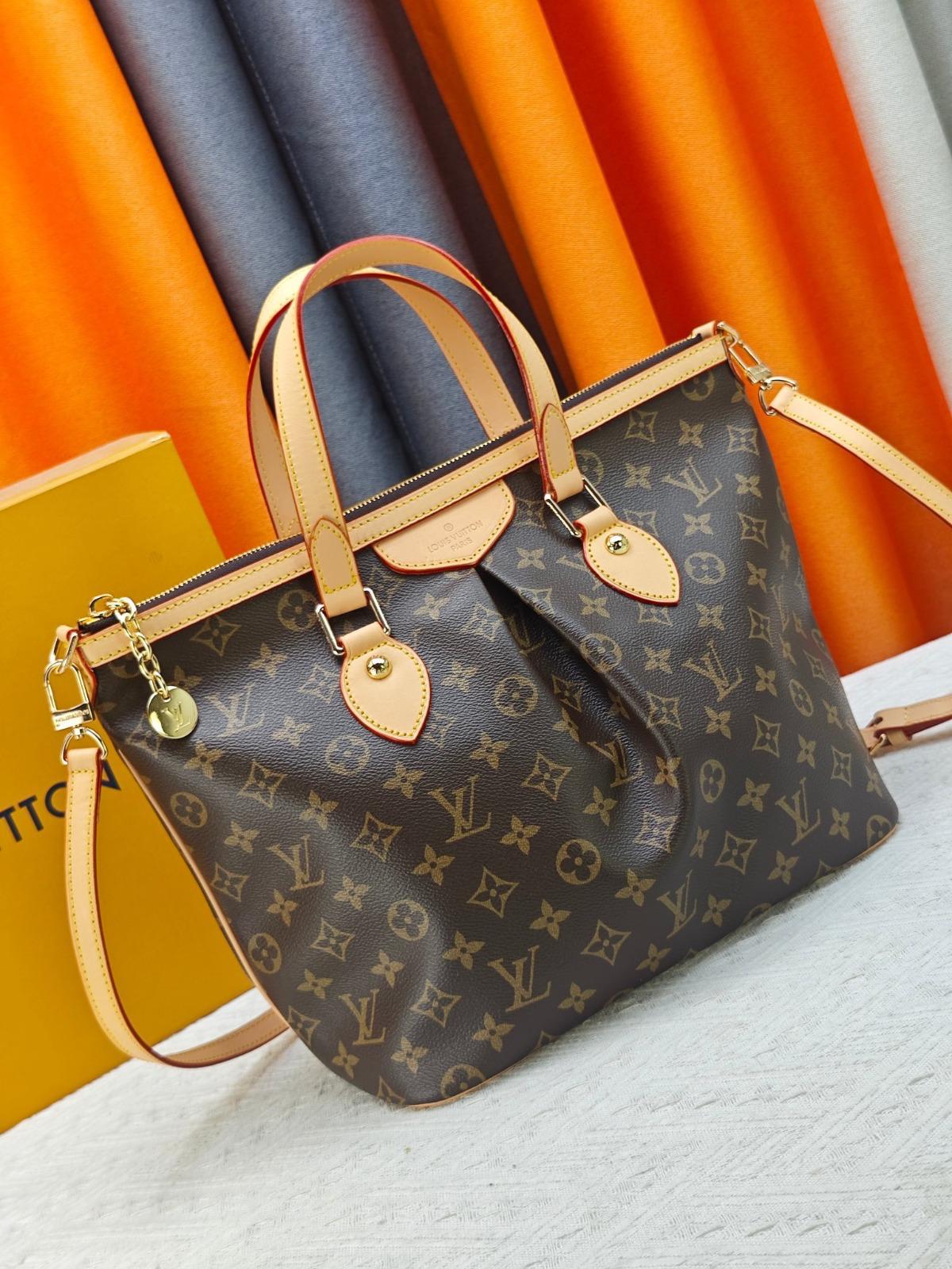 L- Tote Handbag