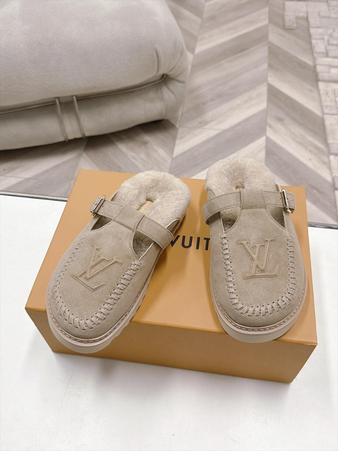 L- Fur Loafers