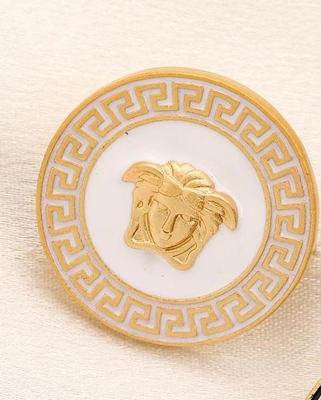 V-DESIGNER BROOCHES
