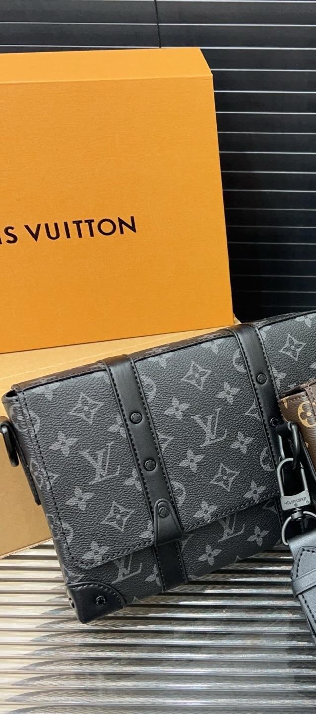 L- Men Crossbody