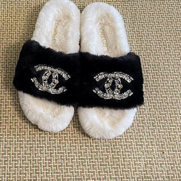 C-Fur Sandal